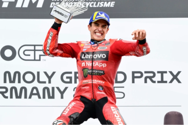 Marc marquez là tay đua liều nhất motogp biết rủi ro nhưng vẫn chiến tới cùng - 1