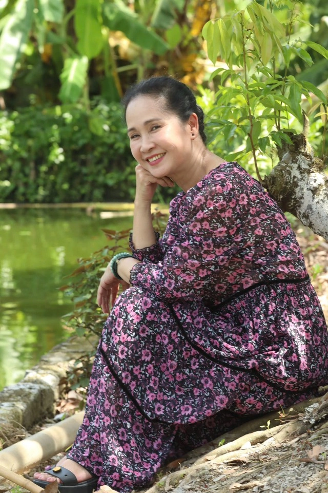 Mặt mộc ở tuổi hưu của nsnd lan hương bông - 1