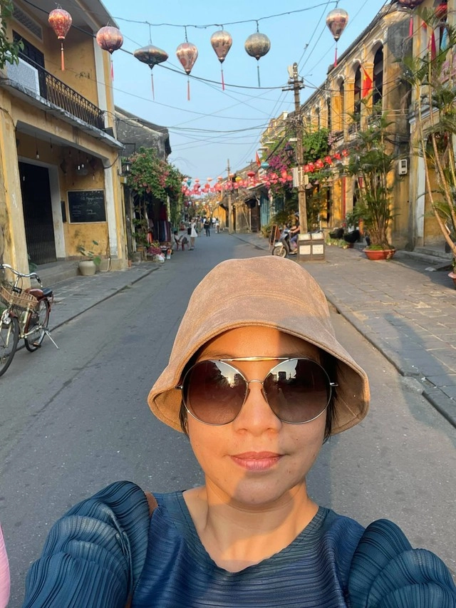 Mặt mộc tuổi trung niên của diva mỹ linh - 7