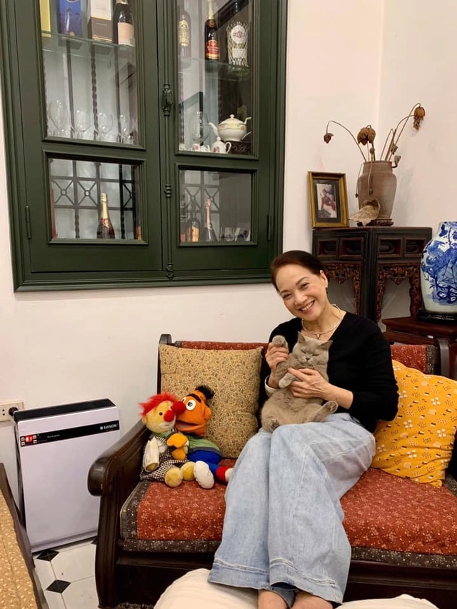 Mặt mộc tuổi trung niên của nsnd lê khanh - 8