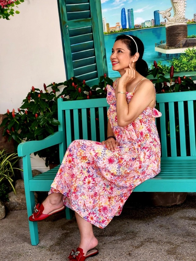 Mặt mộc tuổi trung niên của nữ diễn viên phim người đẹp tây đô - 9