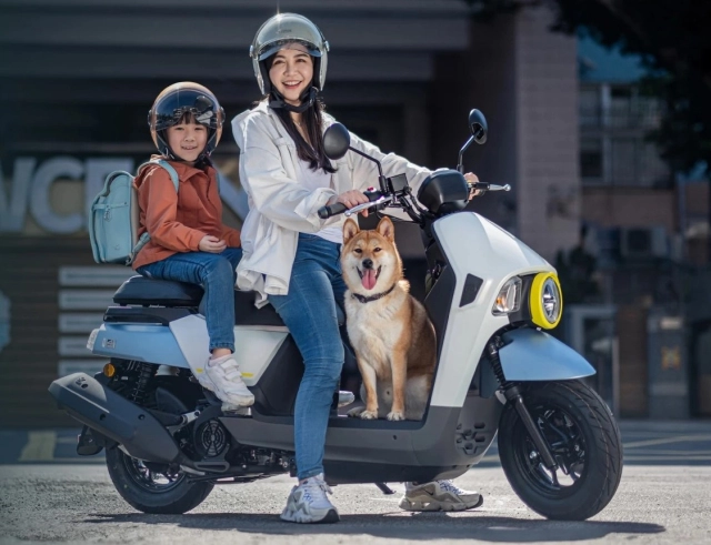 Mẫu xe ga đa dụng sym 4mica 2025 trình làng có thêm nhiều sắc màu mới - 2