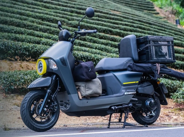 Mẫu xe ga đa dụng sym 4mica 2025 trình làng có thêm nhiều sắc màu mới - 4