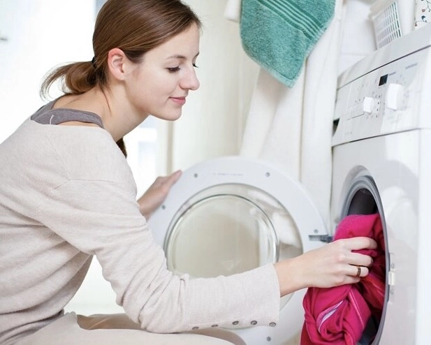 Máy giặt không giặt sạch được quần áo bạn đã biết sử dụng 4 chế độ làm sạch này chưa - 1
