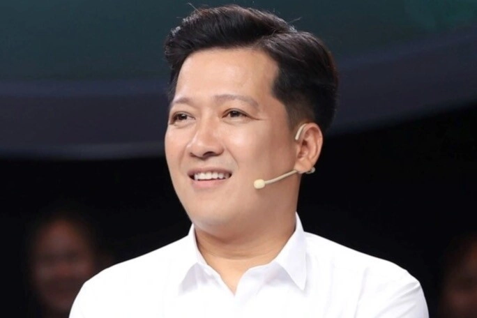 mc giàu nhất việt nam được phong nsưt 18 tuổi từng muốn đi tu không cưới vợ dù sống trong biệt thự nhà lầu - 4