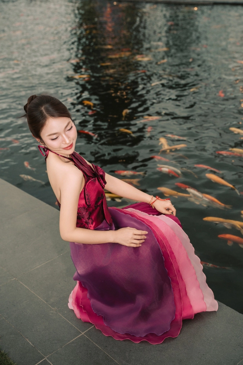 Mc khánh vy đốn tim fan với bờ vai trần nõn nà gợi cảm bất ngờ - 3