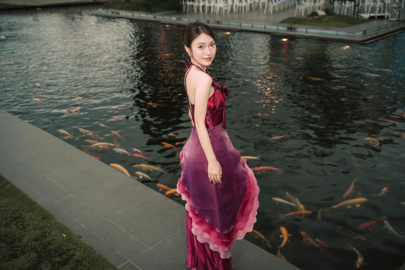 Mc khánh vy đốn tim fan với bờ vai trần nõn nà gợi cảm bất ngờ - 4