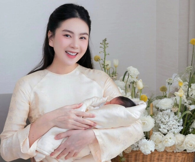 Mc mai ngọc đón con đầu lòng sau 5 tháng cưới thiếu gia bắc giang khoe cảnh mẹ ruột bế bồng cháu ngoại - 1