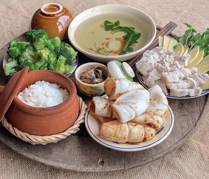 Mẹ 2 con mê nấu ăn khoe loạt cơm nhà ngon miệng dễ nấu nhưng cách bày biện cực gây chú ý - 18