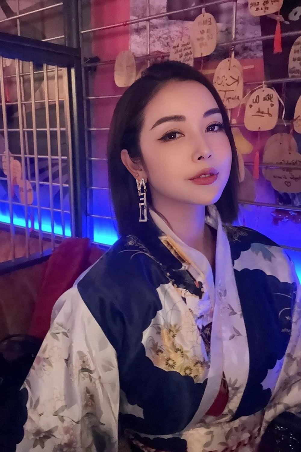 mẹ 4 con jennifer phạm khoe vẻ đẹp mũm mĩm hiếm thấy sắc vóc tươi trẻ từ ngày có giao diện mới - 2