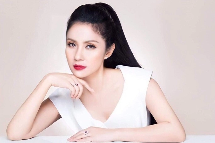 mẹ chồng phương oanh từng 4 lần làm hoa hậu được mệnh danh giai nhân màn ảnh u50 đẹp hút hồn hơn con gái - 3