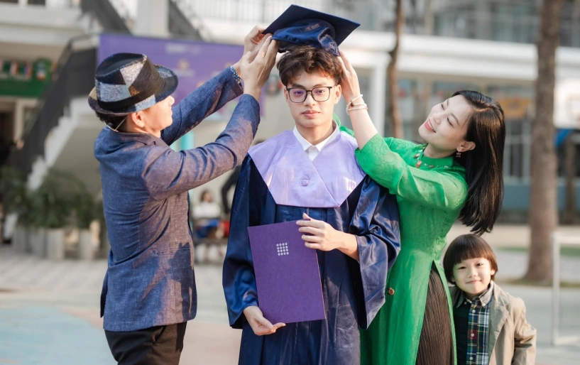 Mẹ đơn thân anh thư nhắn nhủ đến con trai trong ngày đầu thi thpt nhiều sao việt cầu may cho các sĩ tử 2k7 - 5