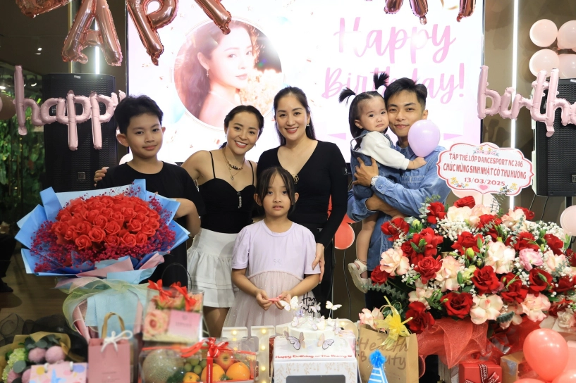 Mẹ đơn thân là bạn nhảy phan hiển được khánh thi đối xử đặc biệt từng ngại va chạm cơ thể nay như người nhà - 2