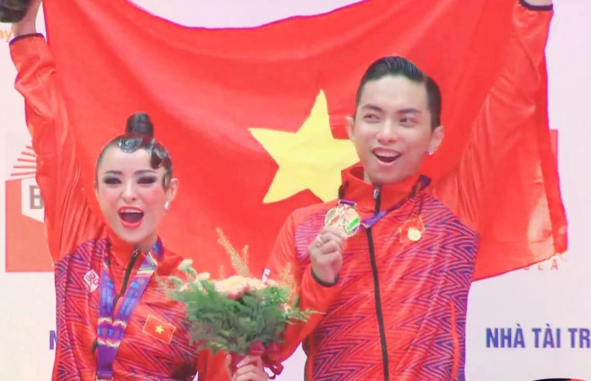 Mẹ đơn thân là bạn nhảy phan hiển được khánh thi đối xử đặc biệt từng ngại va chạm cơ thể nay như người nhà - 6
