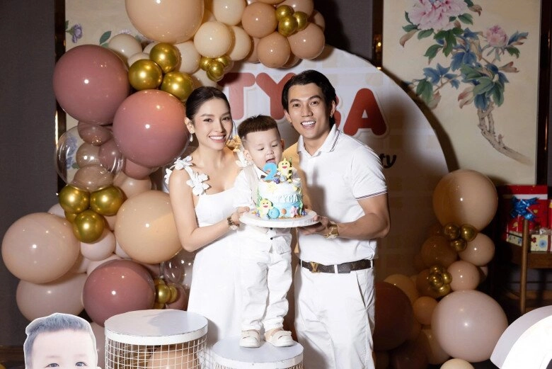 Mẹ đơn thân vbiz quyết tâm triệt sản vì vừa sinh con xong đã cấn bầu nay được chồng rủ đẻ tiếp tập 4 - 5