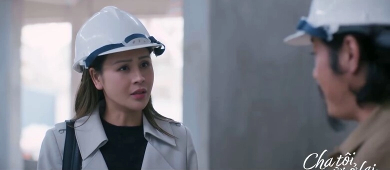 mẹ kế sang chảnh của cha tôi người ở lại lên phim được chèo thuyền với nam nsưt ngoài đời vóc dáng đẹp nõn nà - 2