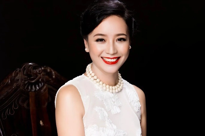 mẹ ruột diễn viên bảo thanh thời trẻ là mỹ nhân đẹp như búp bê trong tủ kính u60 mặc quyến rũ hơn con gái - 2