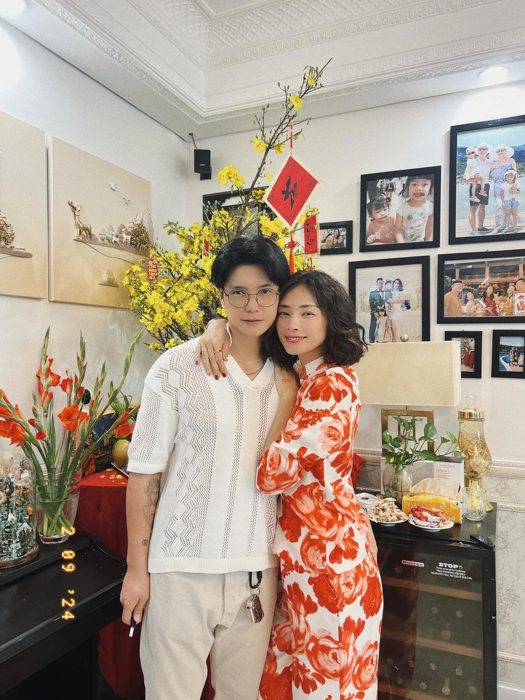 Mẹ ruột ngô thanh vân rơi nước mắt khi biết con gái mang thai ở tuổi u50 mẹ chồng hò reo khi lên chức bà nội - 9