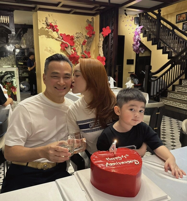 Mẹ vợ của chi bảo trẻ đẹp sang chảnh đi du lịch như cơm bữa nay được lý thùy chang mời về việt nam sống - 12