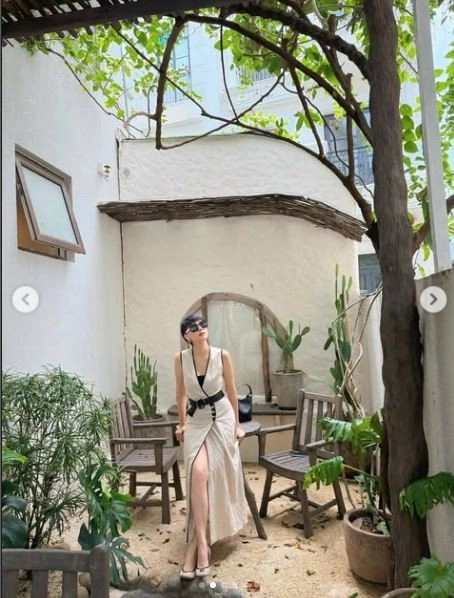 Mẹ vợ đoàn văn hậu u50 trẻ trung phong cách - 4