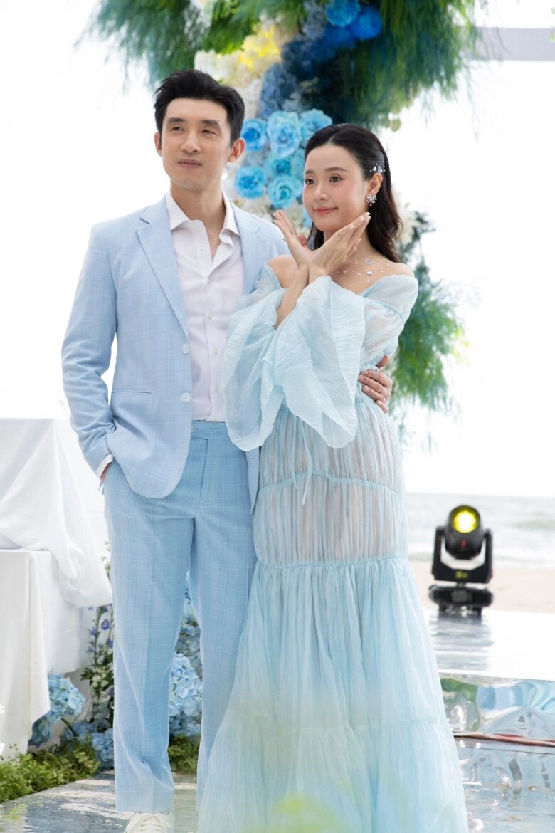 Midu được chồng thiếu gia kém tuổi cưng chiều hết mực yêu đúng người nên ngày càng trổ nét phu thê - 6