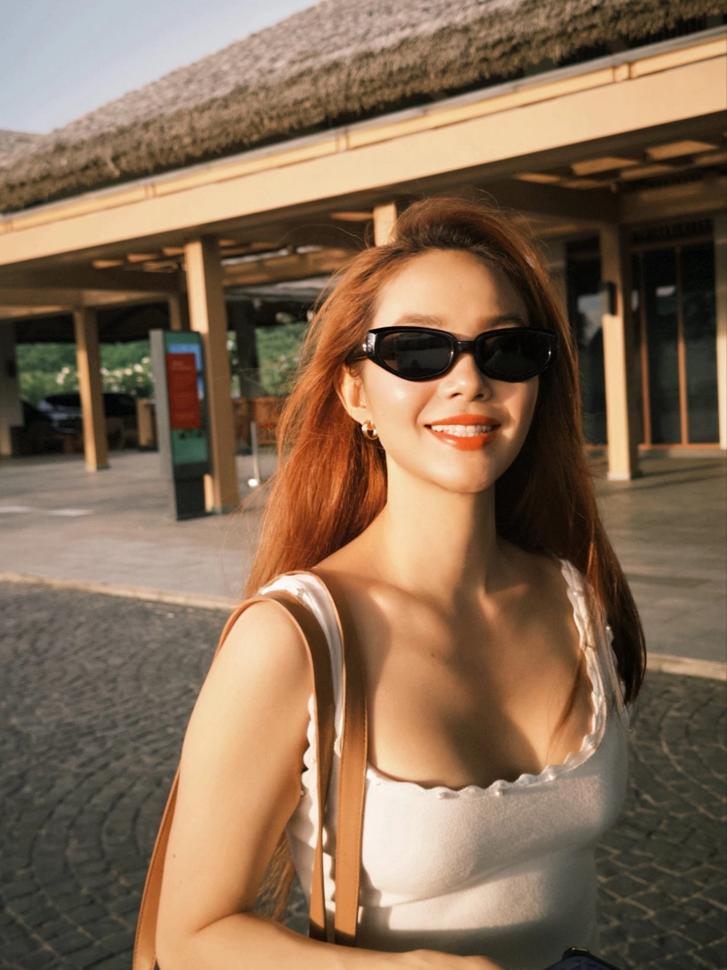 Minh hằng chào hè bằng loạt ảnh nóng bỏng minh chứng gái một con trông mòn con mắt - 1