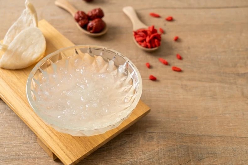 Món ăn không thể thiếu với phụ nữ trên 40 tuổi để chống lão hóa ăn đúng cách có thể giảm nếp nhăn da săn chắc - 2