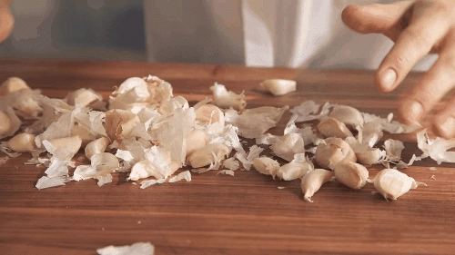 Một nhúm vỏ tỏi mà thanh lọc không gian sống cực tốt đủ để trấn an trong tháng 7 âm cô hồn - 1