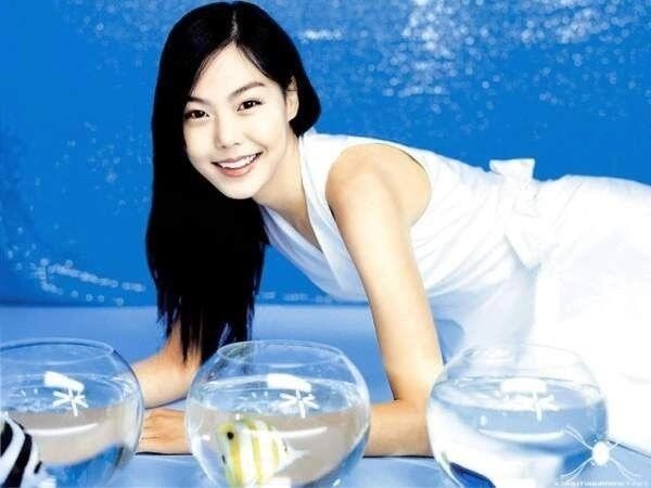 Mỹ nhân có vẻ đẹp từng gây nức nở cả hàn quốc u50 nhan sắc xuống dốc khi mang thai với người tình hơn 22 tuổi - 2