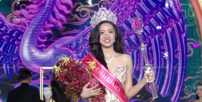 Mỹ nhân phú yên vừa đăng quang hoa hậu việt nam body nóng bỏng nhan sắc đời thường xinh như thiên thần - 3