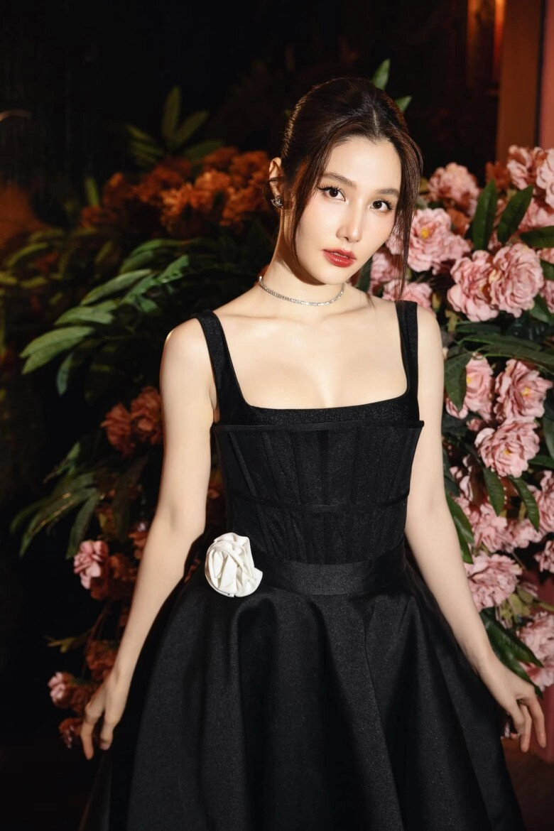 Mỹ nhân soán ngôi tiểu vy thành gương mặt đẹp nhất năm sinh ái nữ xong body vẫn bốc lửa dát toàn túi hiệu trăm triệu xuống phố - 7