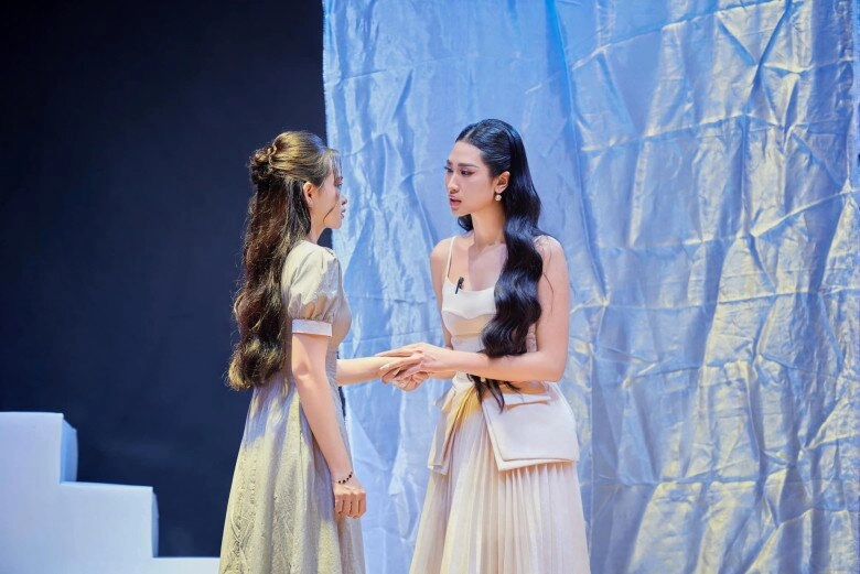 Mỹ nhân từng 5 lần thi hoa hậu bất ngờ thông báo tin vui ở sự kiện phong cách vẫn nóng bỏng bất chấp - 14