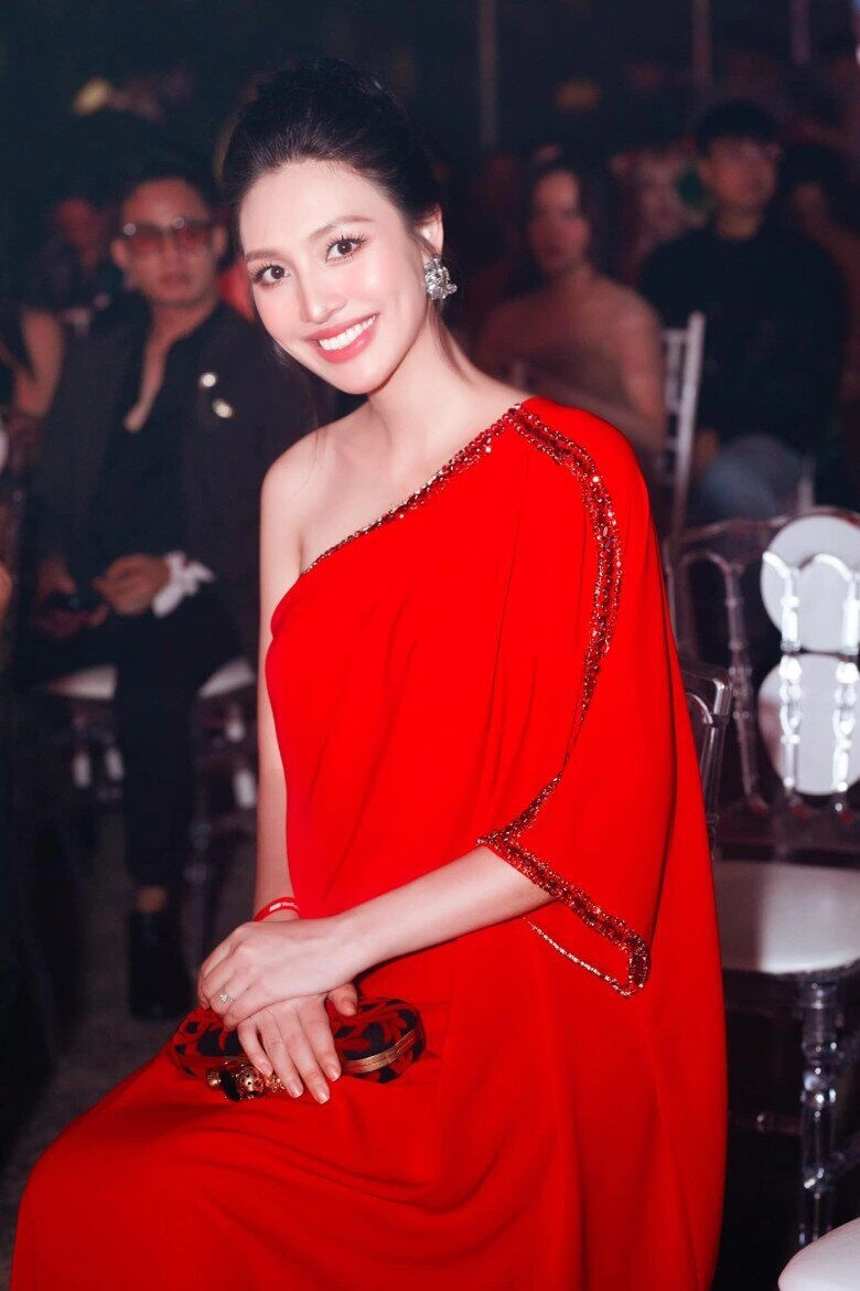 Mỹ nhân việt làm sếp ở công ty nhà chồng hào môn đỗ mỹ linh là phó chủ tịch linh rin giữ chức giám đốc - 18