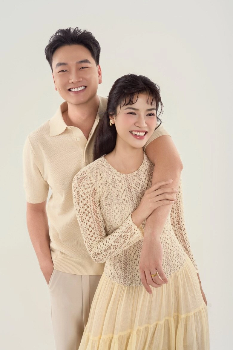 Mỹ nhân vtv nhận bó hoa đầu tiên từ chồng sau 5 năm yêu được đẩy thuyền từ đình tú tới trọng lân - 4