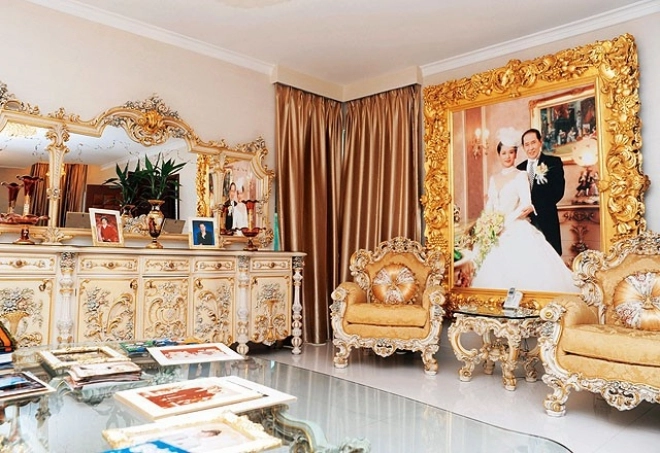 Nam diễn viên có tới 4 vợ phải chia ca để chăm từng bà tam thê tứ thiếp nhưng không sinh nổi 1 đứa con - 3