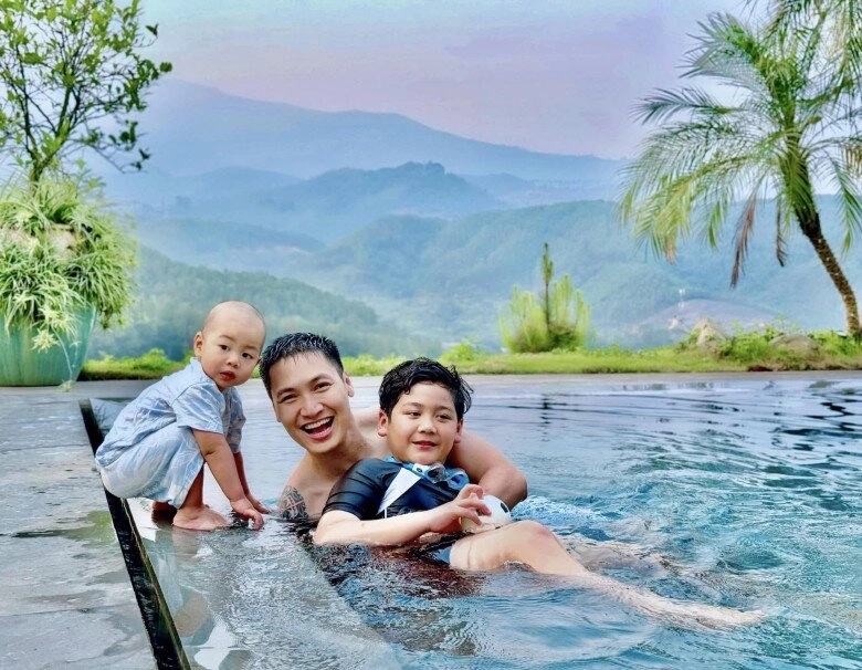 Nam diễn viên vtv có khu vườn ở biệt thự trên núi đẹp như tiên cảnh mc đan lê cũng xin tá túc - 11