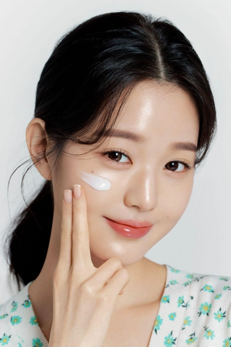Năm mới con người mới 4 bước để biến cô gái có ngoại hình trung bình trở nên xinh đẹp nhanh chóng - 4