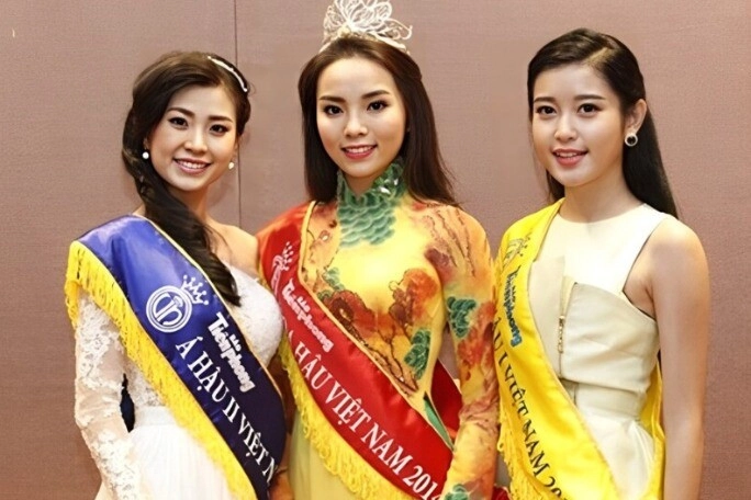 Năm thi hoa hậu việt nam có nhiều người đẹp đăng quang nhất có thí sinh sau còn tạo nên kỳ tích trong làng hương sắc - 1