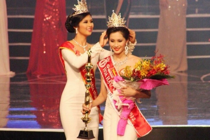 Năm thi hoa hậu việt nam có nhiều người đẹp đăng quang nhất có thí sinh sau còn tạo nên kỳ tích trong làng hương sắc - 3