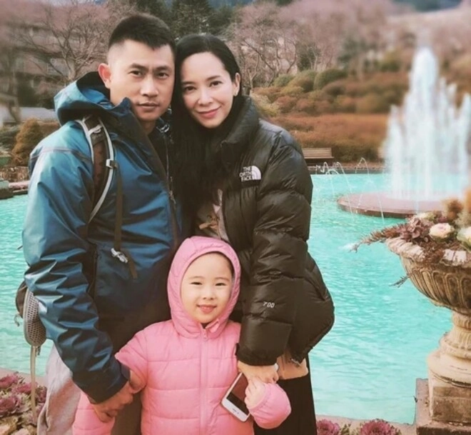 Nàng hậu bị mỉa mai rẻ tiền chỉ vì gói bánh dứa có sở thích yêu chồng người khác - 10