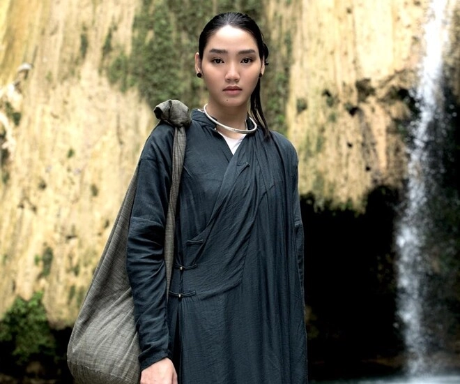 nàng thơ sinh năm 2008 của victor vũ 11 tuổi làm đại sứ áo dài vn nhan sắc trong veo được săn đón ngay ở trường - 1