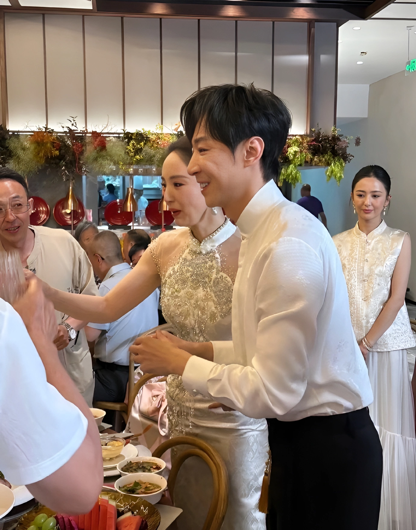 ngọc nữ showbiz sắp ly hôn vì chồng trẻ không trả nổi hoá đơn 7 triệu chấp nhận làm mẹ đơn thân - 6