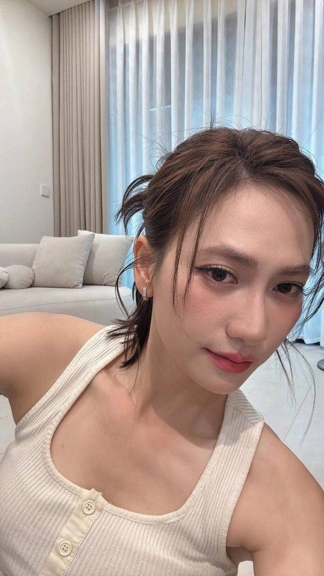 ngọc nữ trăm tỷ phương anh đào lộ rõ visual phi giới tính - 1