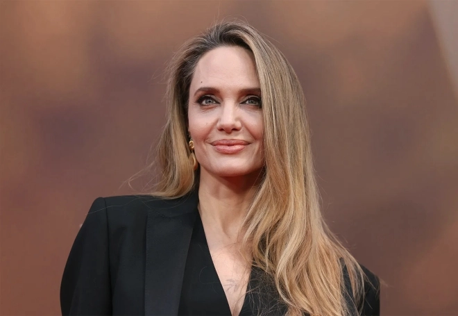 Người chống lưng quyền lực giúp angelina jolie lên kế hoạch báo thù brad pitt - 10
