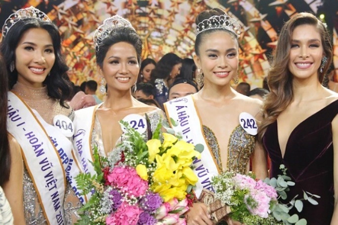 Người đẹp ninh bình đầu tiên đăng quang hoa hậu có hoàn cảnh đặc biệt là viên ngọc thô càng mài càng sáng - 2