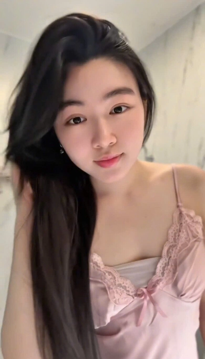 Nhan sắc con gái quyền linh khi để mặt mộc khiến nhiều người xao xuyến chỉ trong đoạn clip dài 1 phút - 3