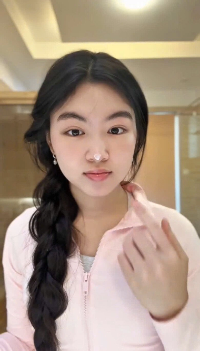Nhan sắc con gái quyền linh khi để mặt mộc khiến nhiều người xao xuyến chỉ trong đoạn clip dài 1 phút - 7