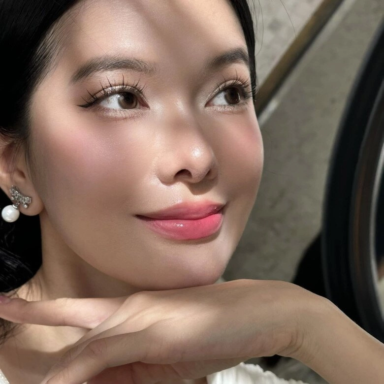 Nhan sắc nàng thơ mới của soobin sau màn phẫu thuật thẩm mỹ đại thành công hiện tại - trước kia như hai người khác - 7