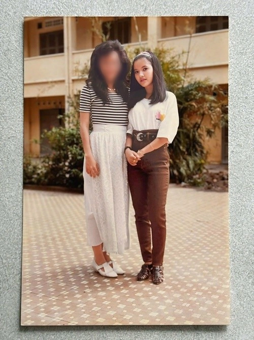 Nhan sắc xinh đẹp của ngọc trinh mùi ngò gai năm 19 tuổi - 2