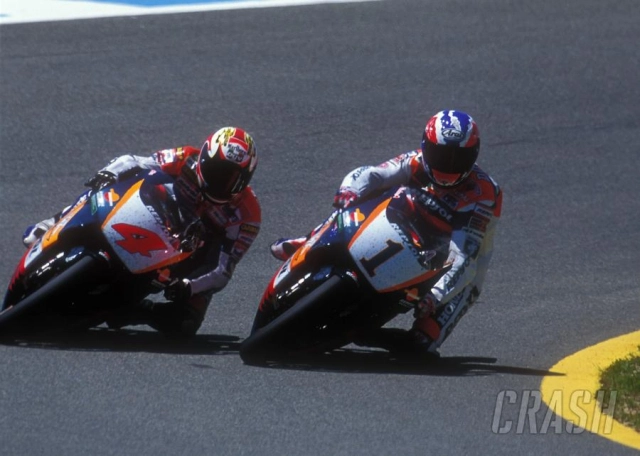 Những khoảnh khắc rợn da gà tại gp ý khi cảm xúc bùng nổ trên đường đua mugello imola và monza - 4